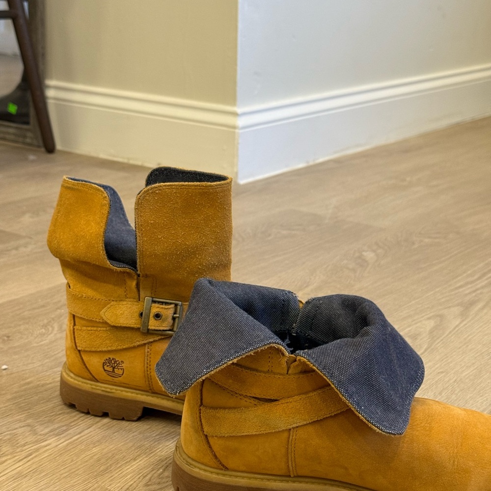 Timberland Tan Fold-Over Boots with Denim Interior